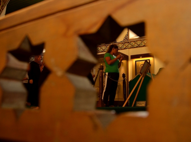 Hoşgörünün merkezi Hacı Bektaşi Veli Külliyesi'ne yoğun ilgi